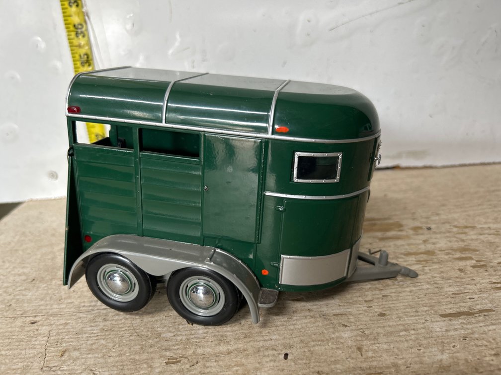 2002 Motor City Classics Horse Trailer