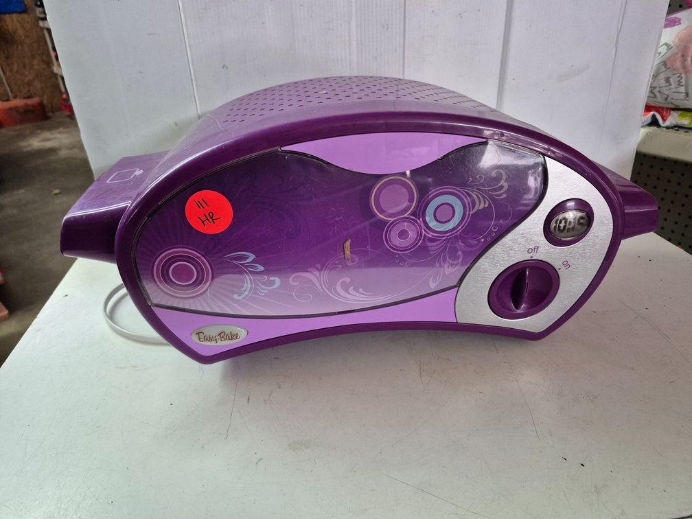 Electric Easy-Bake oven