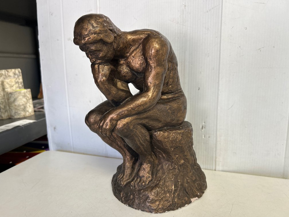 “The Thinker” Statue