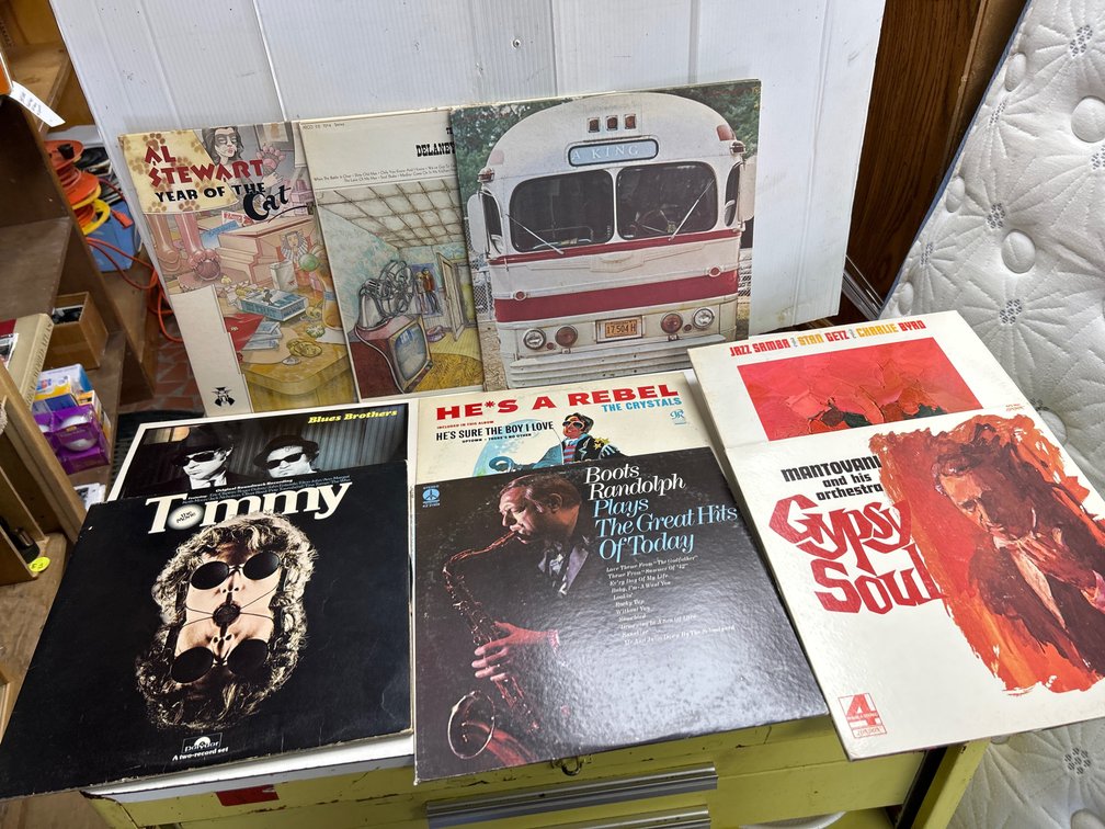 (9) Vinyl LP Records