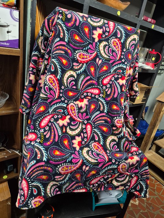 Vera Bradley 3×5ft fleece throw