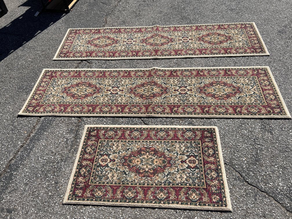 2 Runners and Small Rug