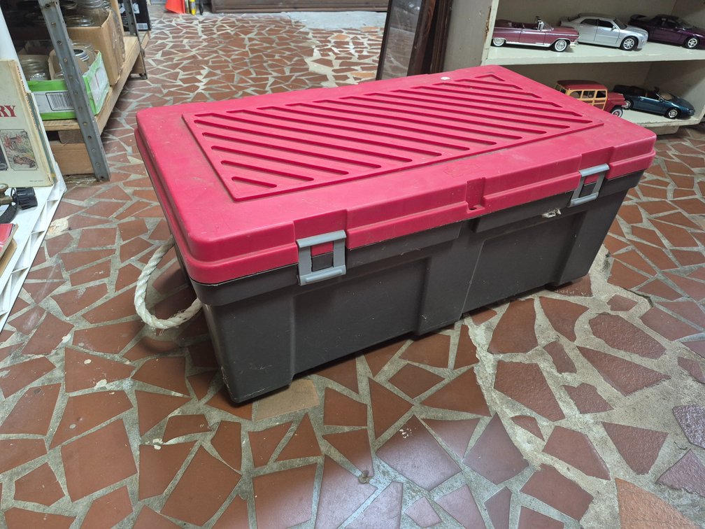 Maidware plastic storage chest