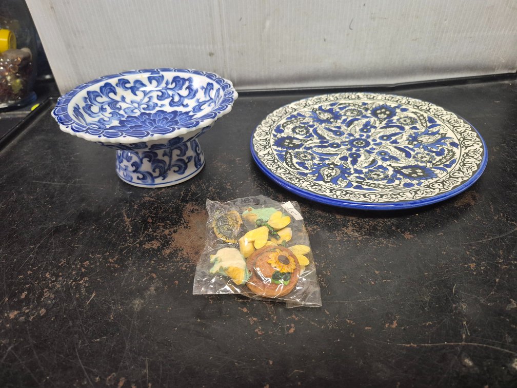 Andrea by Sadek ceramic compote, plate, resin animal figures