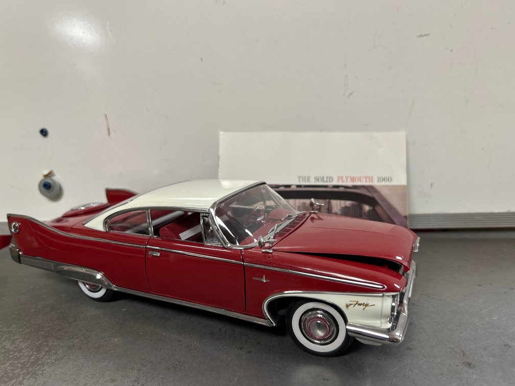 1960 Plymouth Fury 1:18 Die Cast