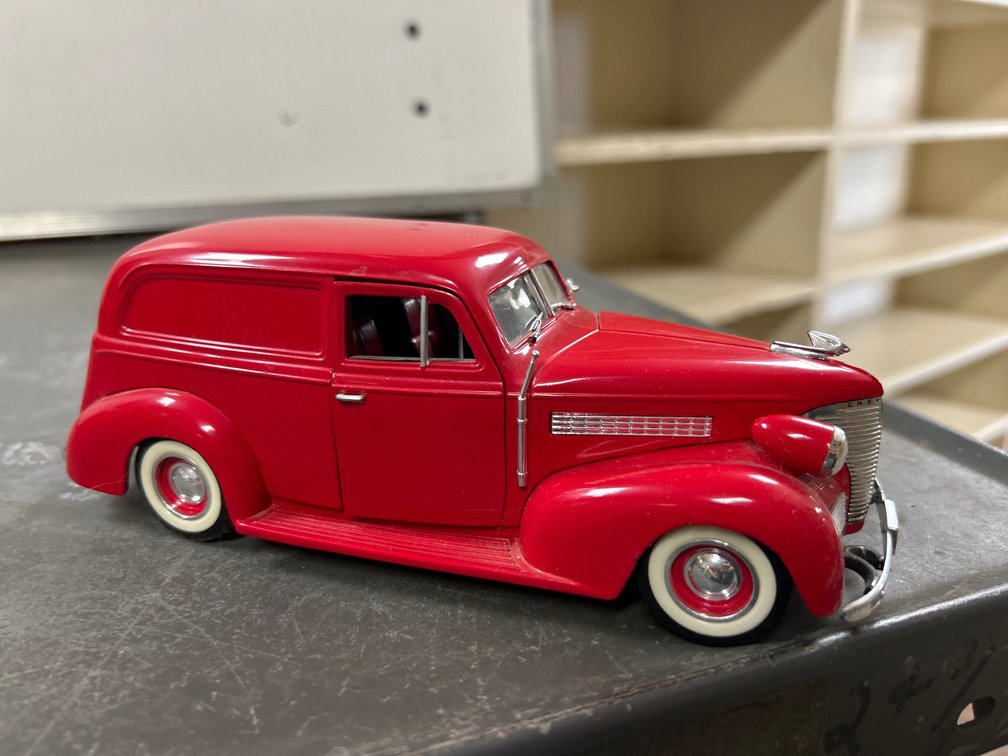 1939 Chevrolet Sedan Delivery 1:24 Die Cast Car