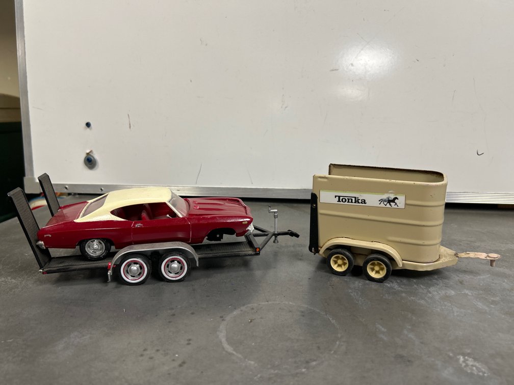 Tonka Horse Trailer, Trailer, Red Car (missing tire)