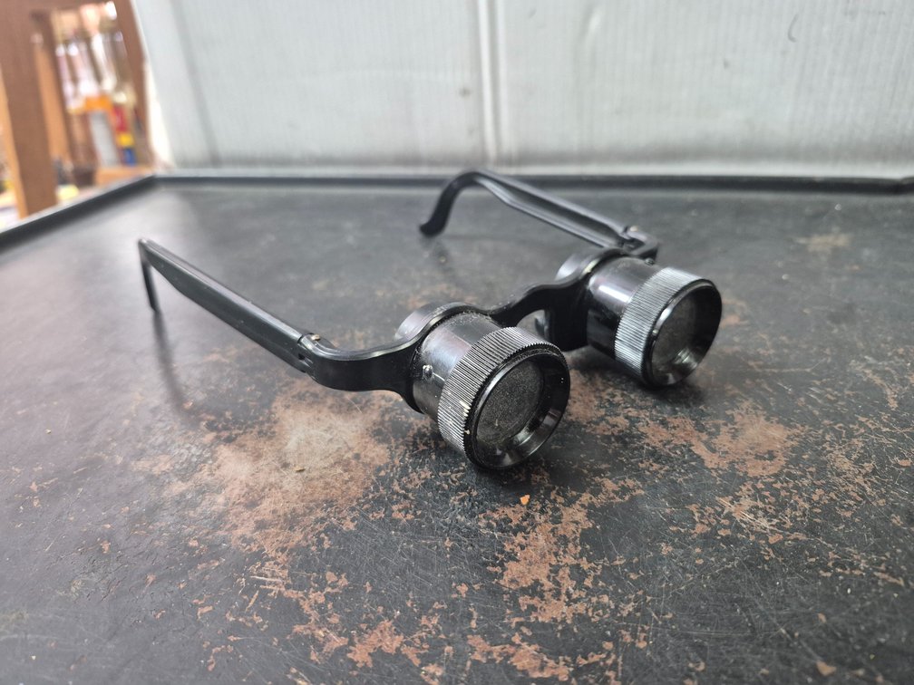 Magnifying glasses