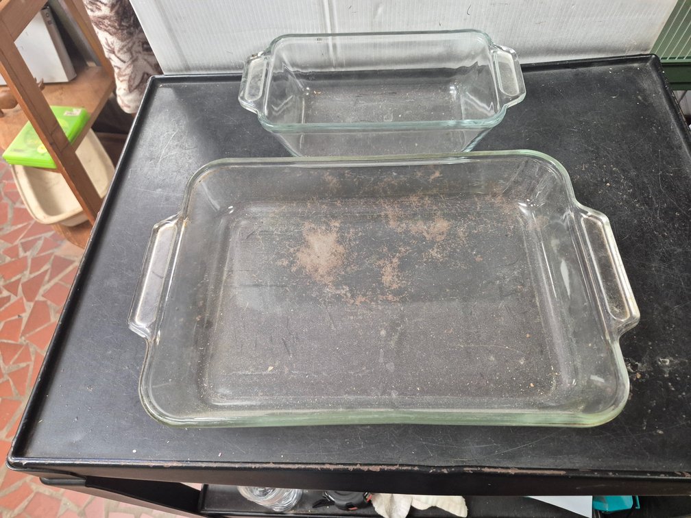 Anchor Hocking 3qt baking and 1.5qt loaf dishes