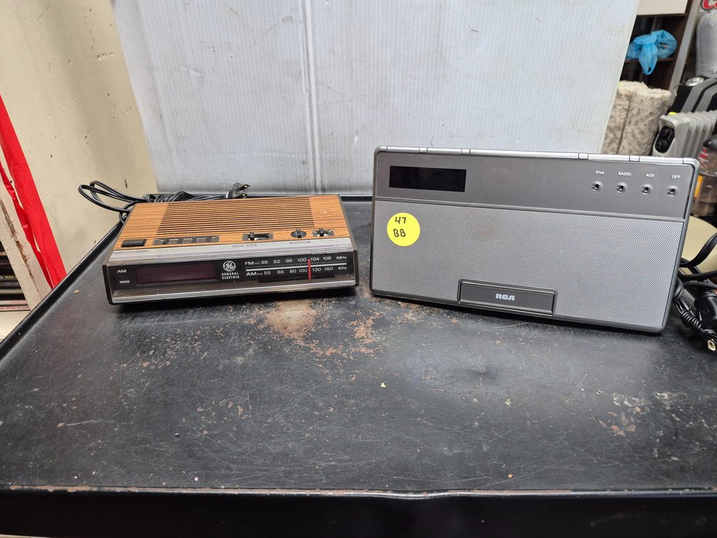 GE and RCA clock radios