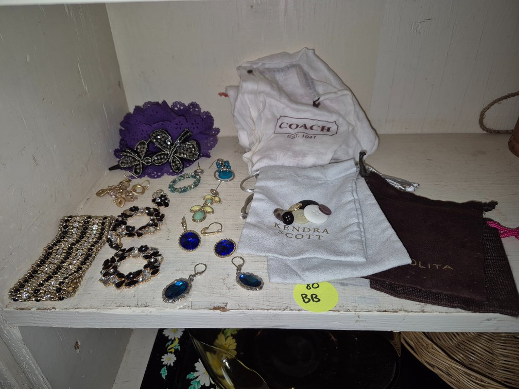 Costume jewelry, jewelry bags++