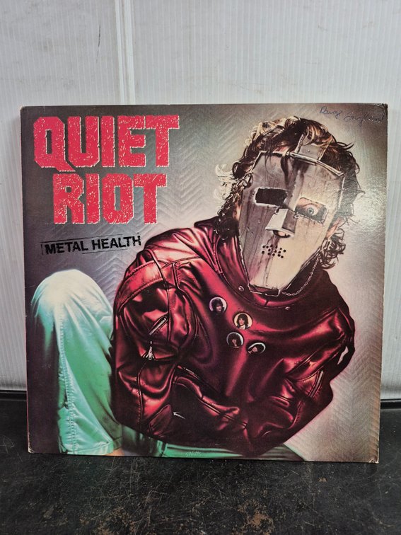 Quiet Riot "Metal Health" vinyl LP record album