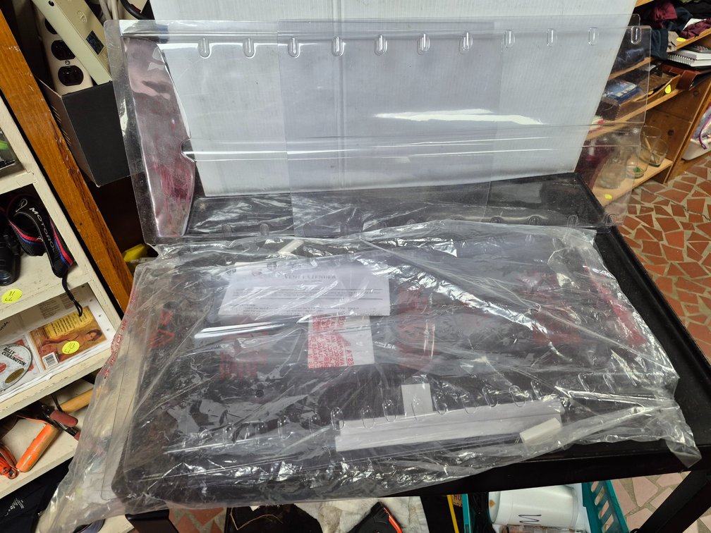 Floor vent extender panels