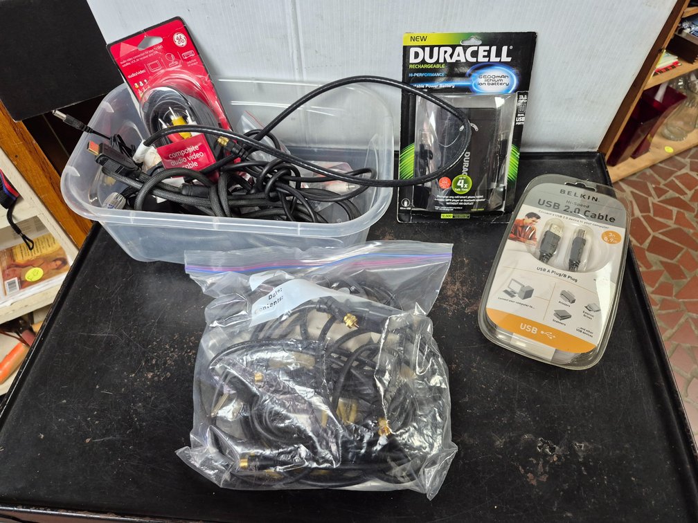 Coax, stereo cables, charge bank++