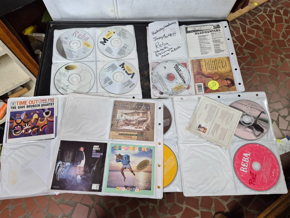 Assorted country music cds