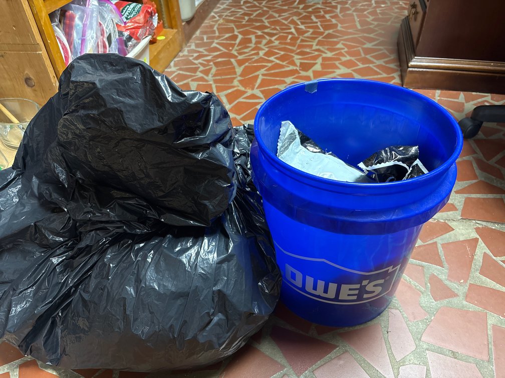 Lowes 5 gallon bucket with ice melter & bags