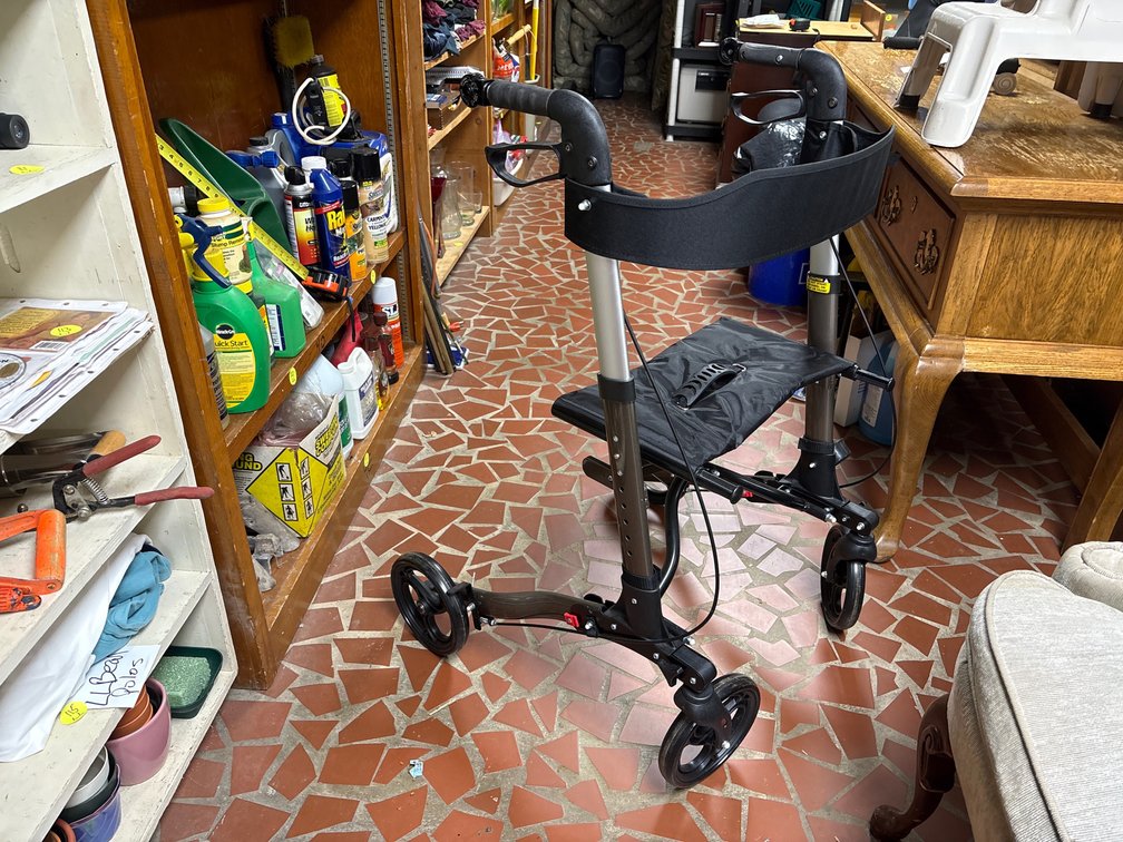 Unbranded mobility walker