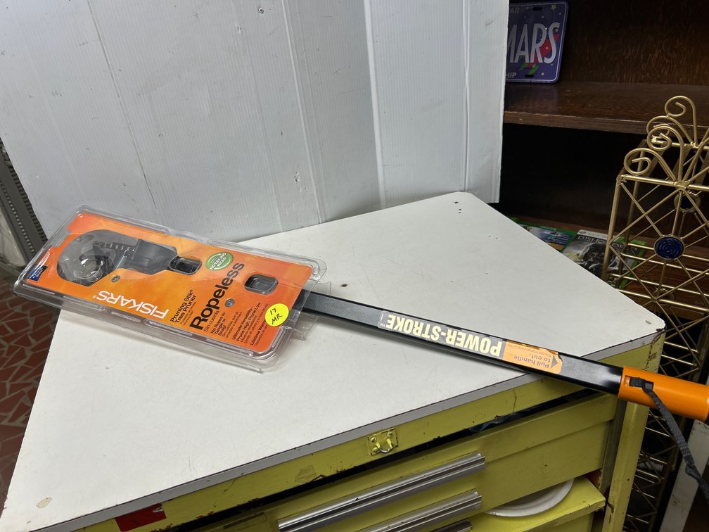 Fiskars Pruning Stik Tree Pruner