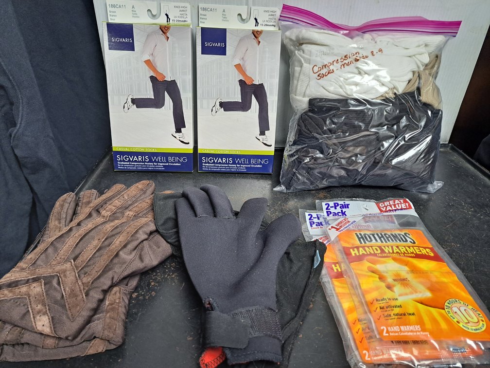 Socks/Gloves/Hot Hands
