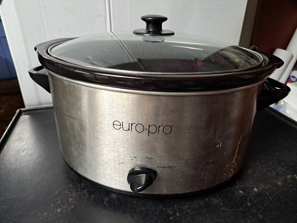 Euro-Pro Six-Quart Slow Cooker