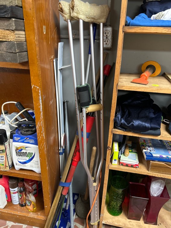Crutches, Swiffer Mop+