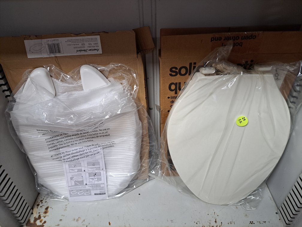 (2) New Plastic Toilet Seats