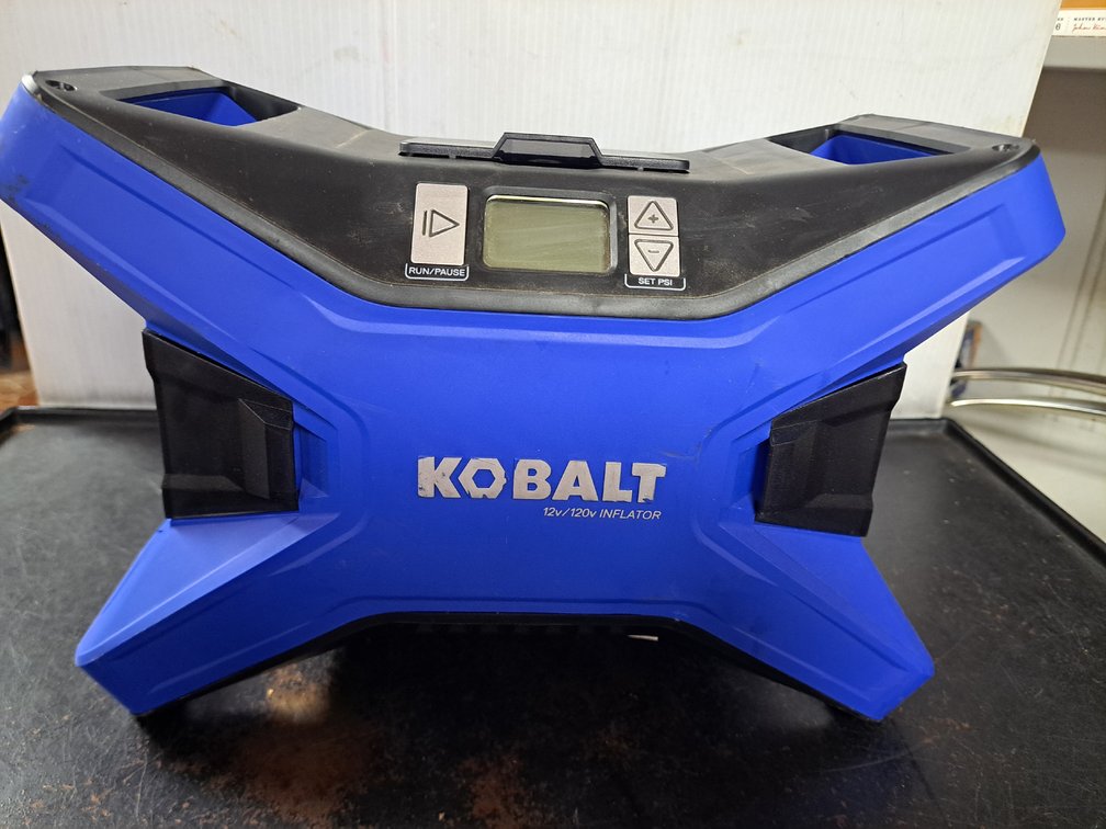Kobalt 12-Volt Dual Power Air Inflator
