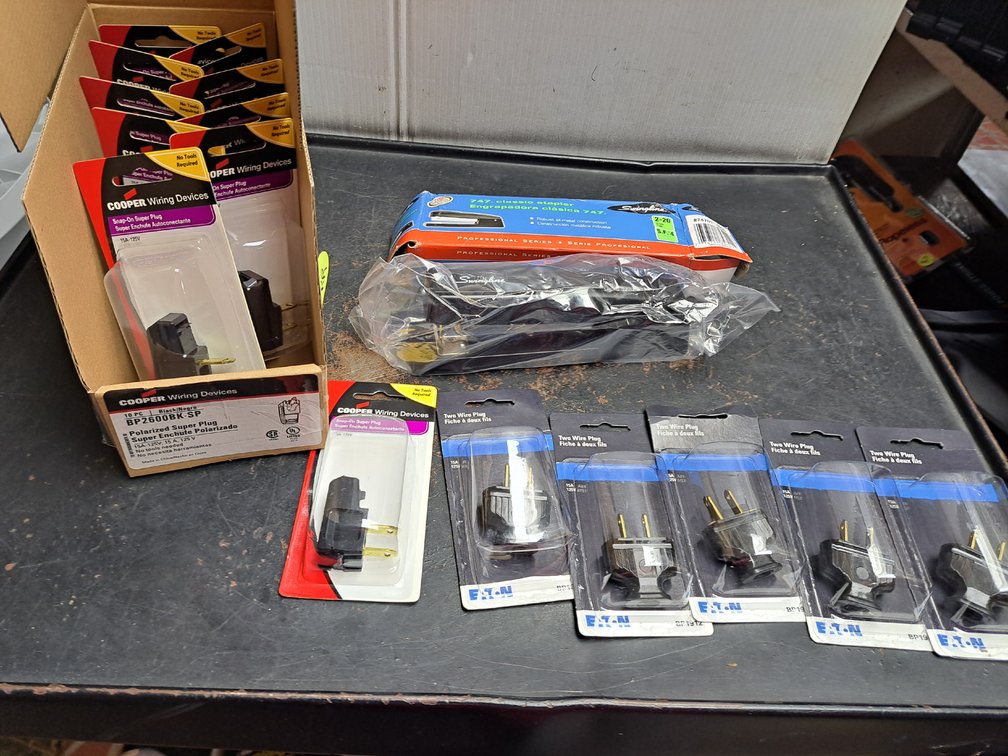 Super Plugs/Two-Wire Plugs/Stapler