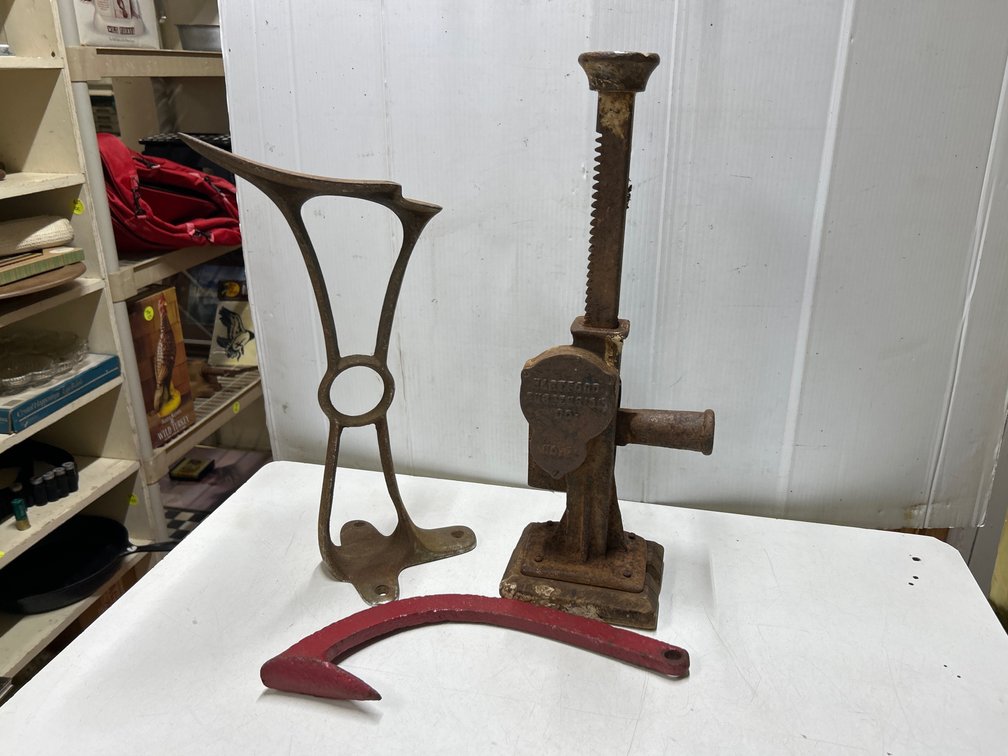 Hartford Suspension Co Car Jack++