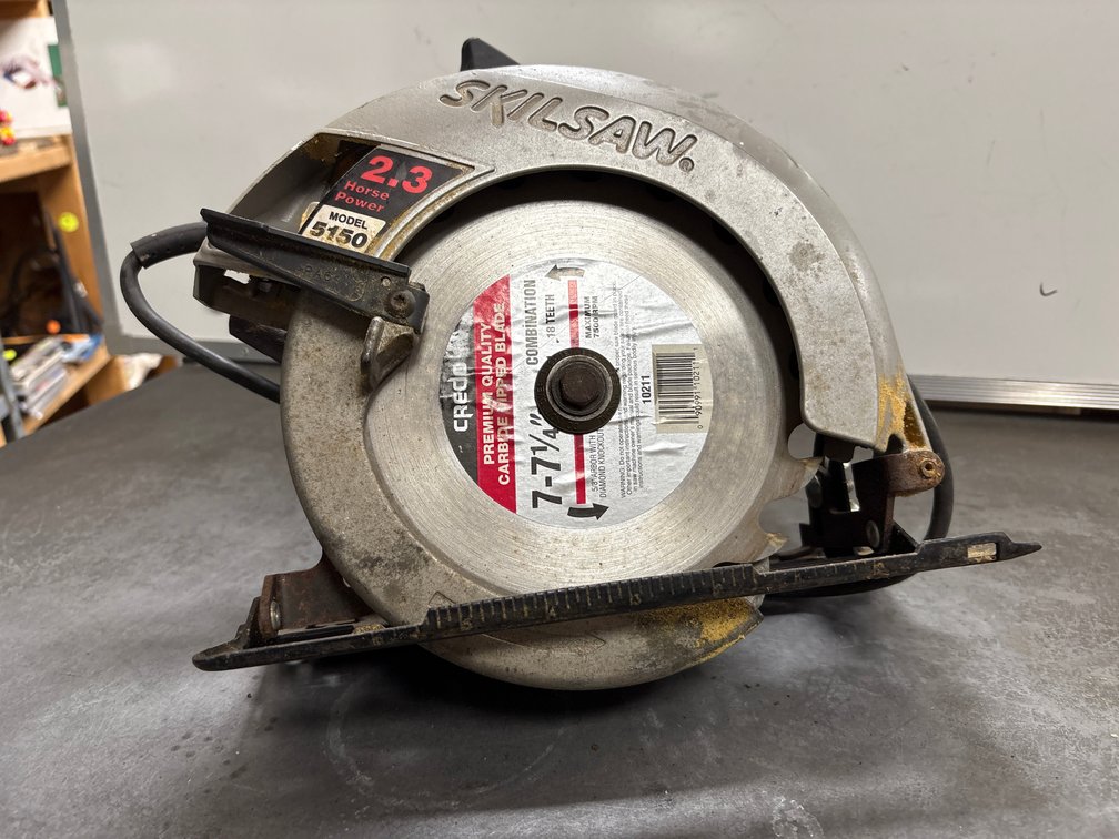 Skilsaw 7.25” blade circular saw