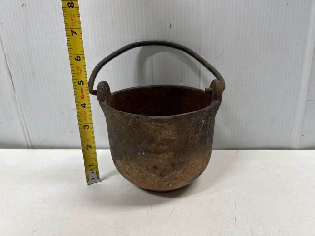Cast Iron Melting Pot