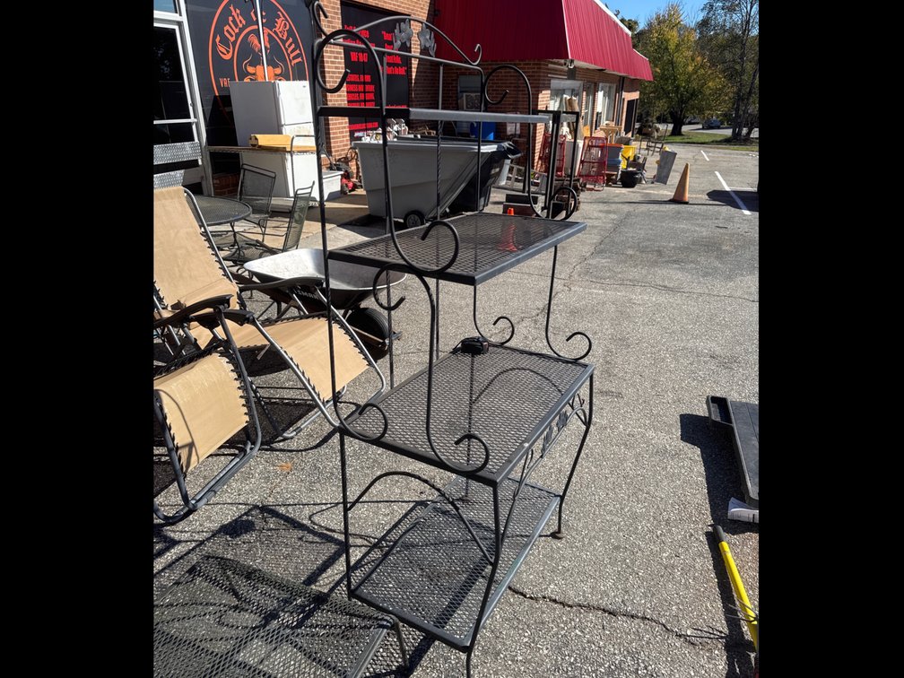 Wrought iron “bakers rack”/plant stand