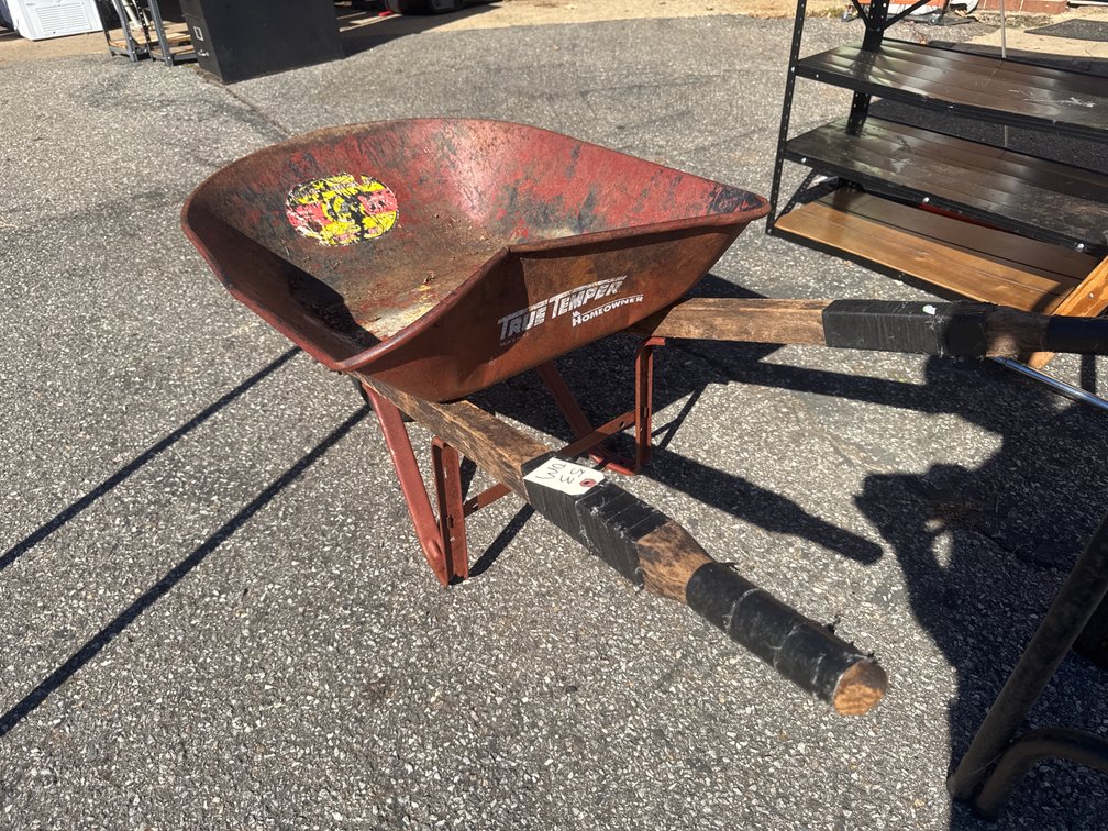Metal/Wood Wheelbarrow