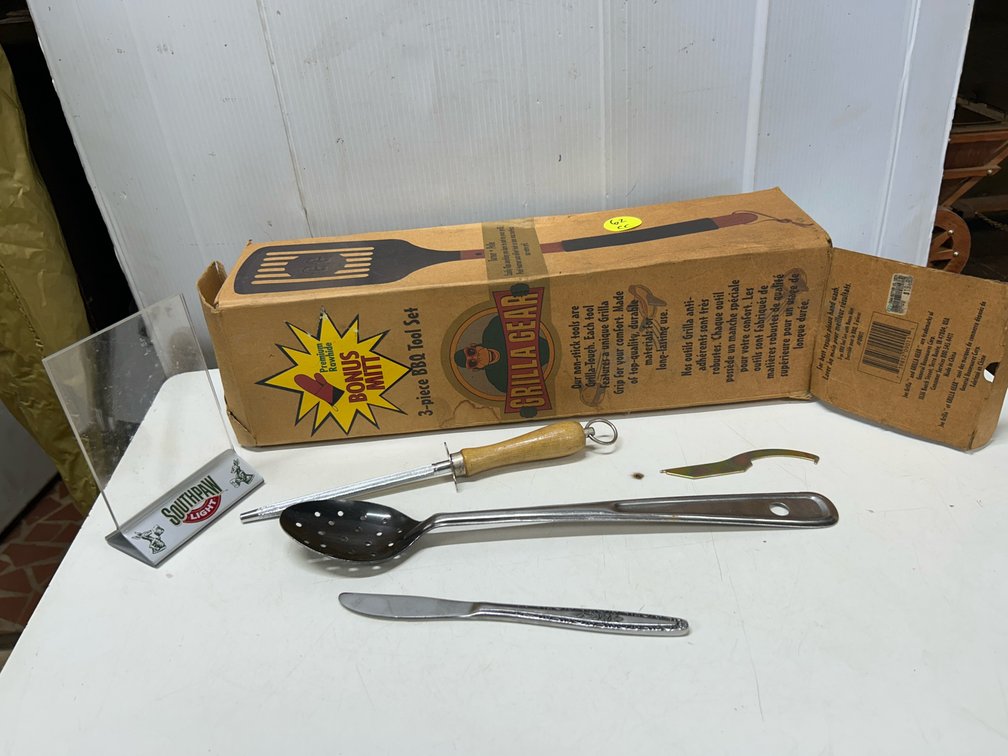 Grilla Gear BBQ Tool Set++