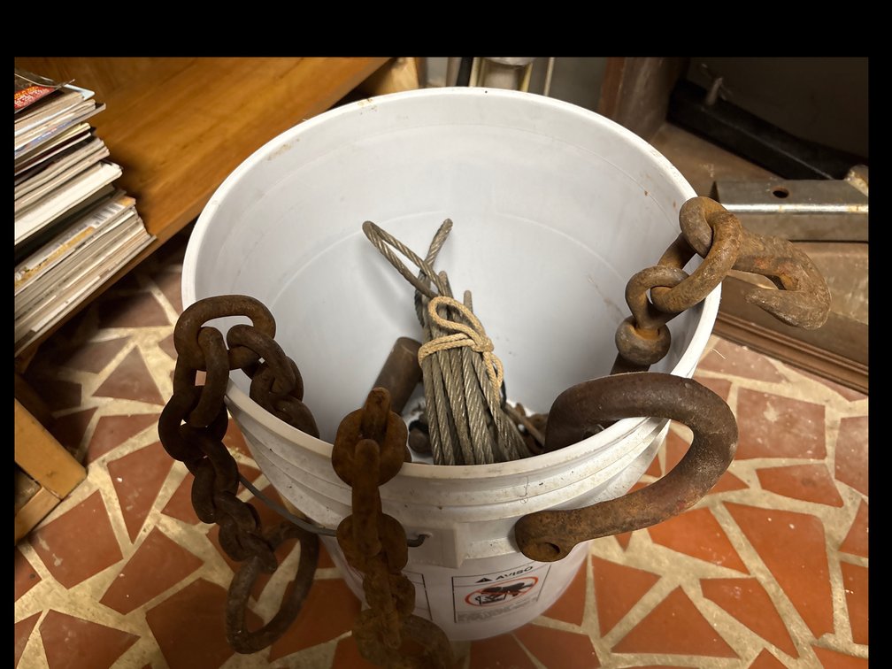 Bucjet with heavy chain, wire & hooks