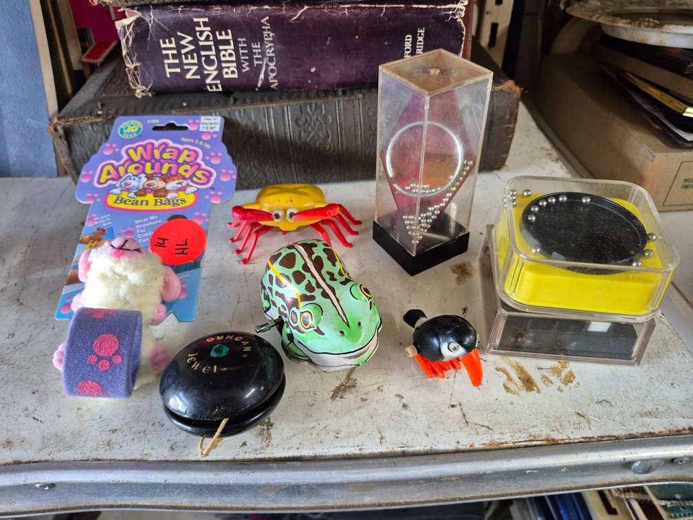 Vtg children's toys and games