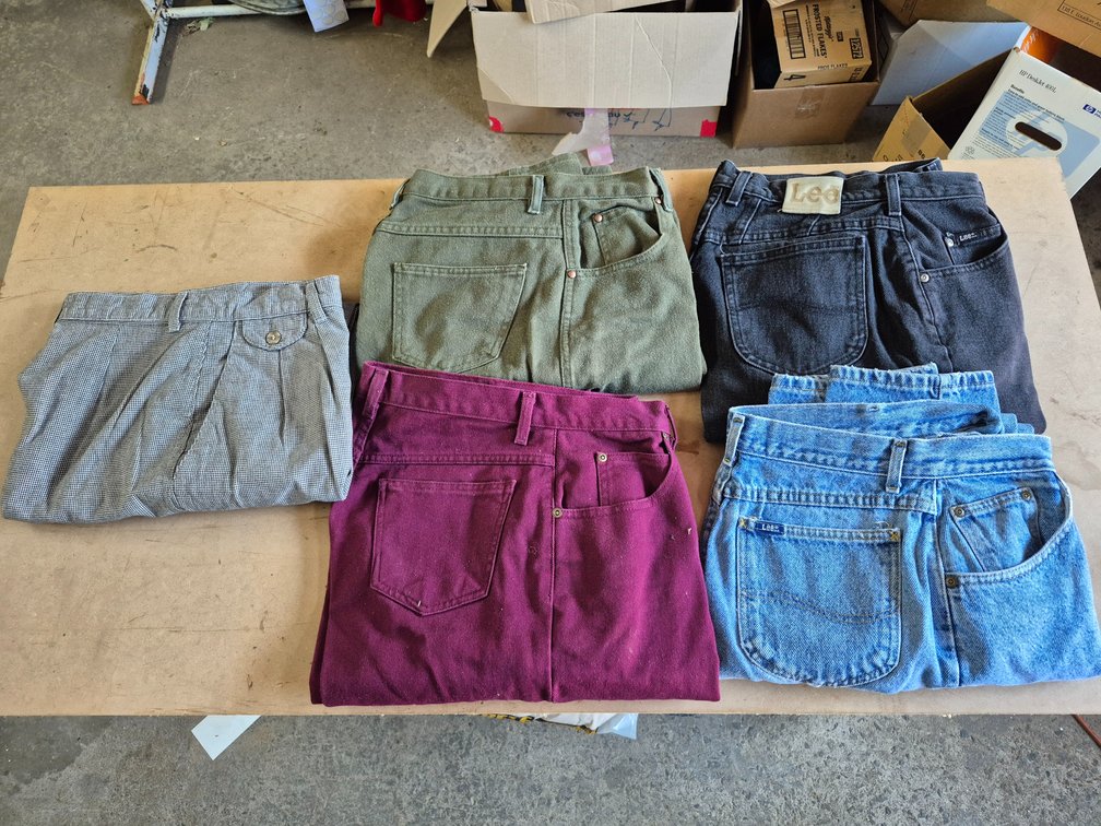 Women's Lee jeans, Newport News jeans and pants