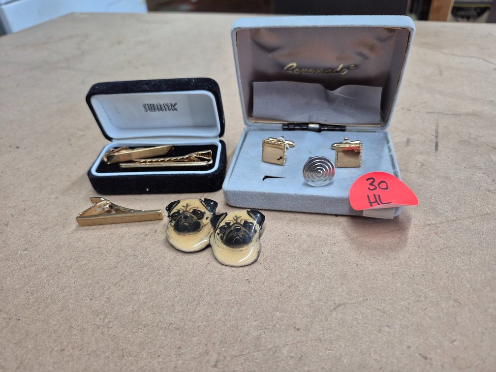 Tie clips, cufflinks, dog pin