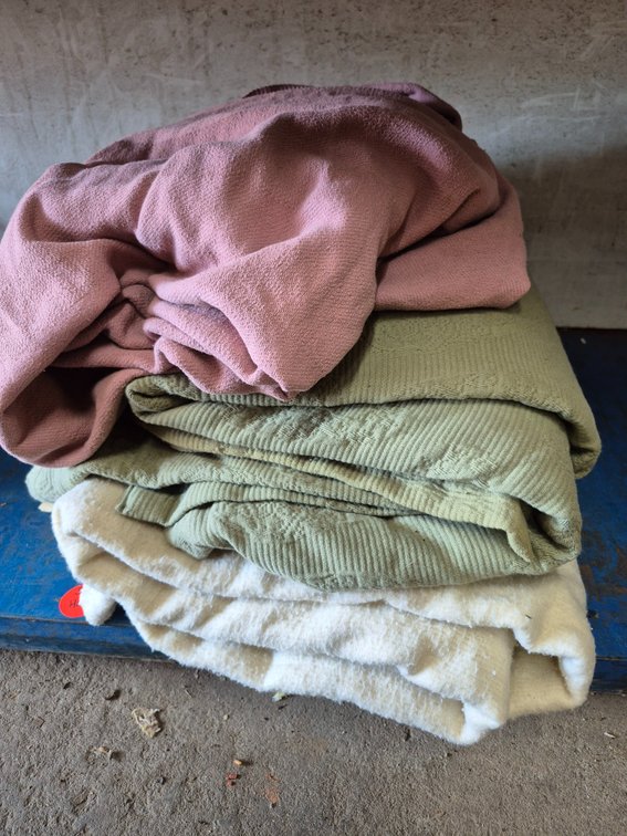 Blankets and a bedspread