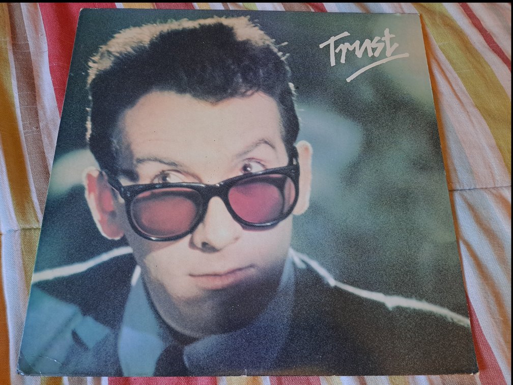 1981 Elvis Costello Vinyl LP Album 'Trust'