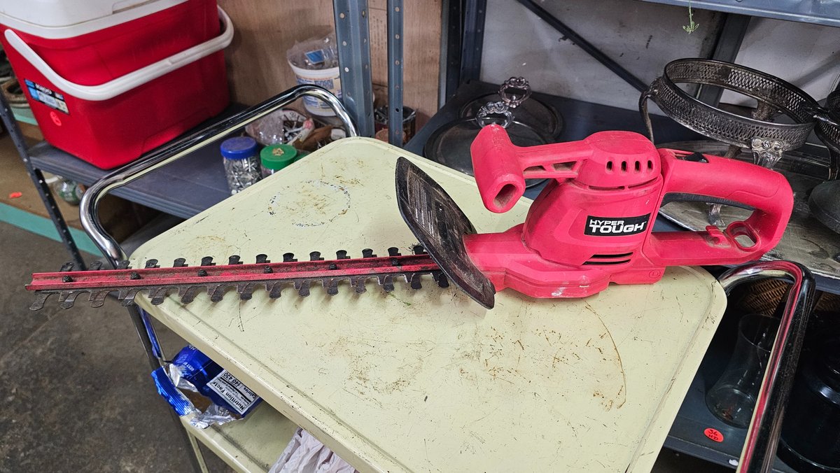 Hypertough elec hedge trimmer