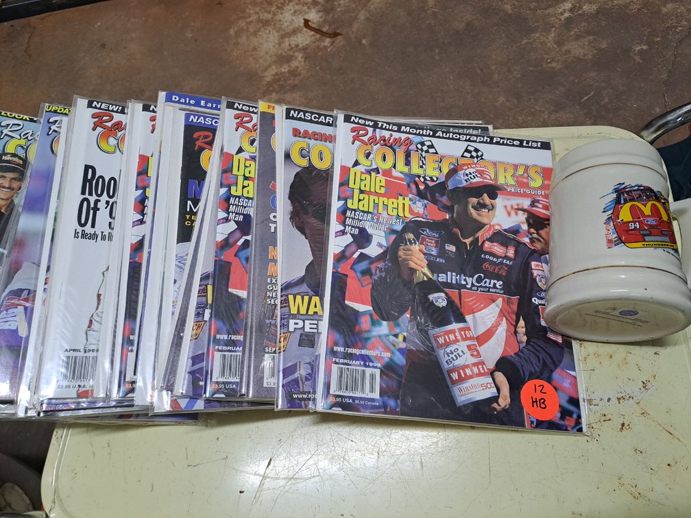 Racing Collector's Price Guide/Bill Elliott Mug