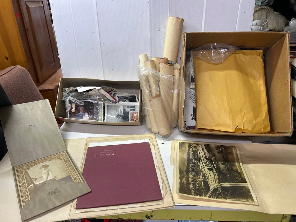 Vintage Photos+