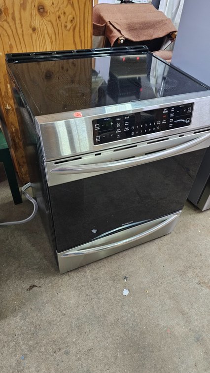 Frigidaire Induction stove