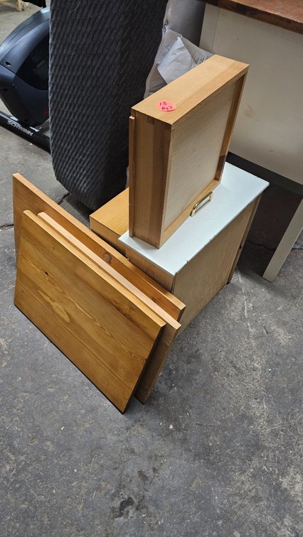 Variety wood/drawers