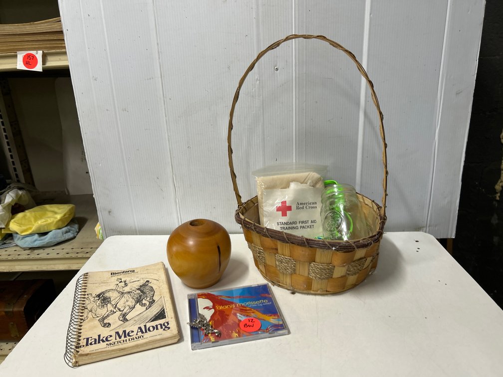 Wood Round Bud Vase, Sketch Book, Basket+