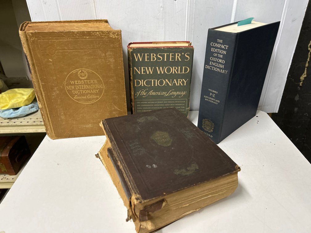Second Edition Webster’s New International Dictionary