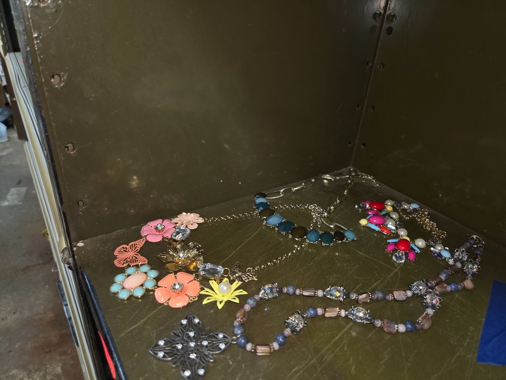 4 pretty necklaces