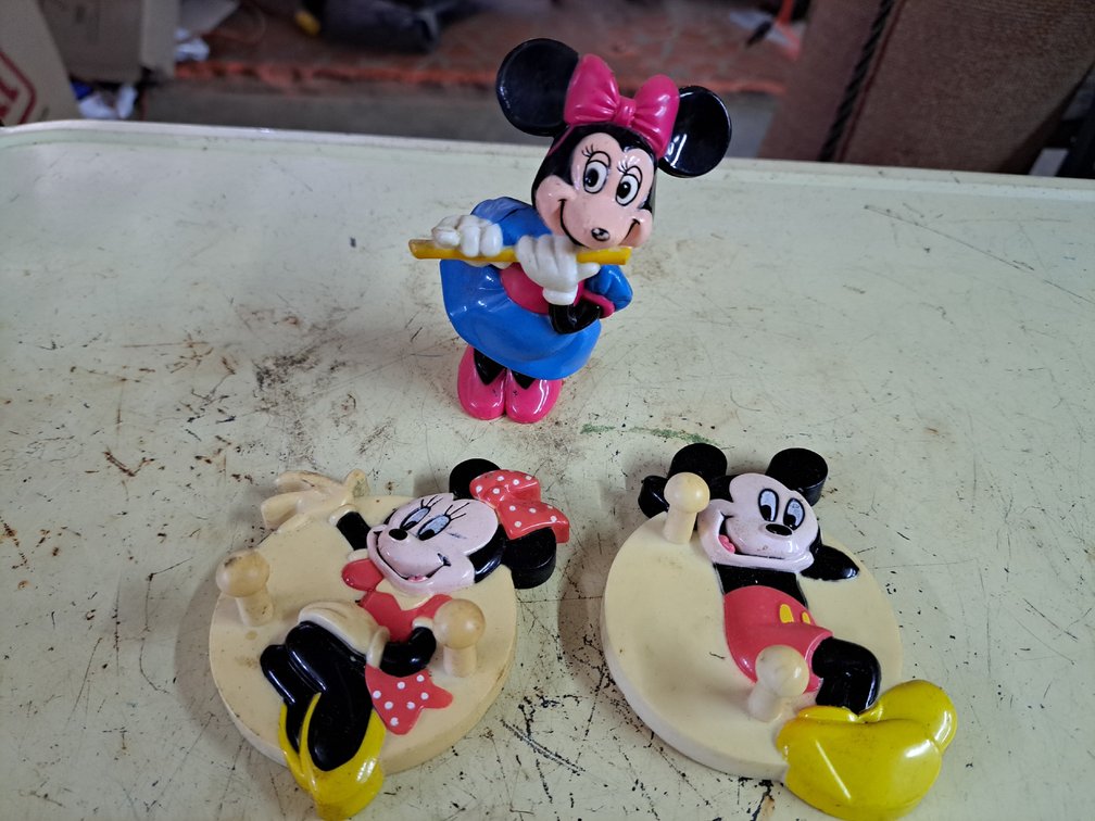 Vintage Disney Fridge Magnets/Figurine