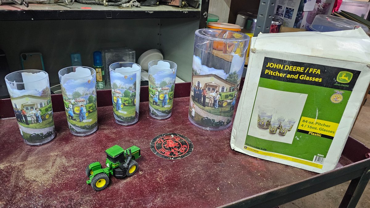 John Deere pitcher & glasses